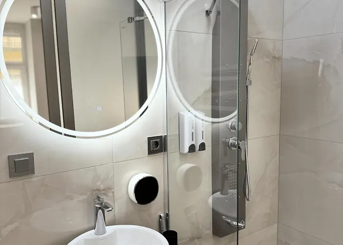 Summary Flat In Center Apartament Budapesta