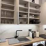 Summary Flat In Center Apartment *